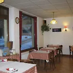 Hotel Des Lacs 2*