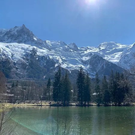 Des Lacs Hotel